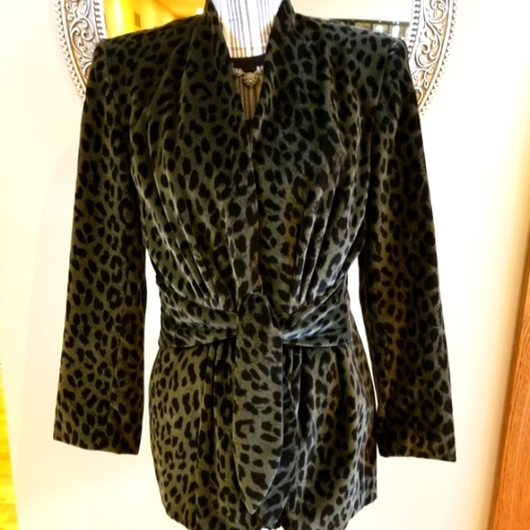 Bicci Leopard Print Olive & Black Velvet 100% Cotton Jacket with Tie - Picture 12 of 13